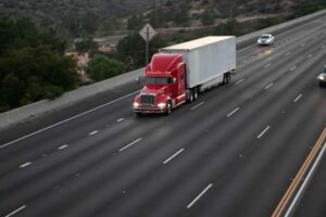 Hartford, CT - Police Report Tractor-Trailer Accident on I-84 at High St