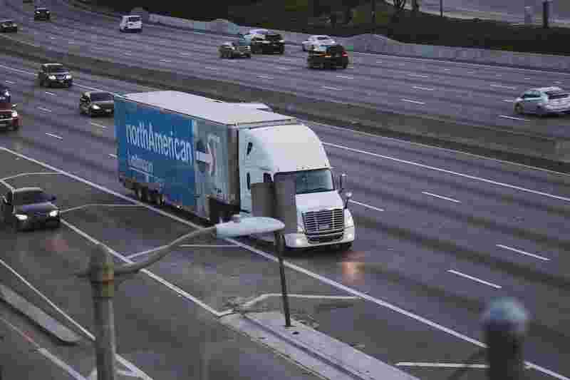 Hartford, CT – Injury in Semi-Truck Accident on I-84 at US 44