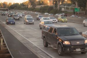 Fairfield, CT - Injuries Reported in Multi-Vehicle Wreck on I-95 at Pease Ave