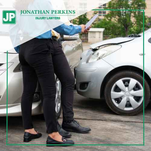 Helpful Tips to Deal with the Insurance Company After a Car Accident 